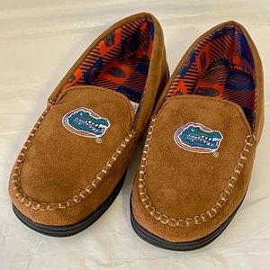 NCAA Men's Florida Gators Moccasin Slippers Size Small